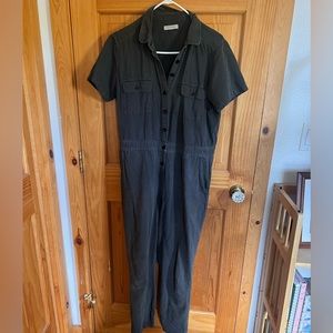 Outerknown size M SEA suit grey